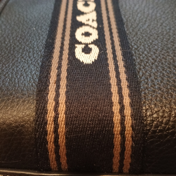 Coach Smith Pebbled Leather Small Crossbody Logo Tote Bag Black - Picture 6 of 7